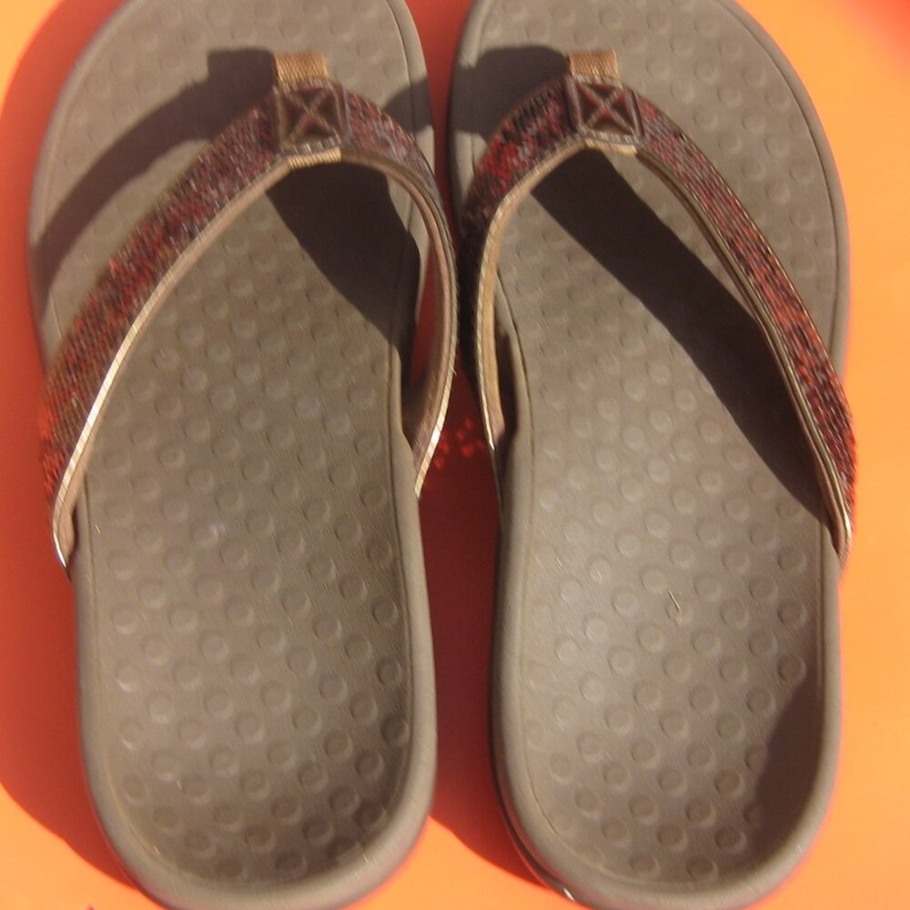 Vionic Sequin Shine Toe Post Sandal - image 4